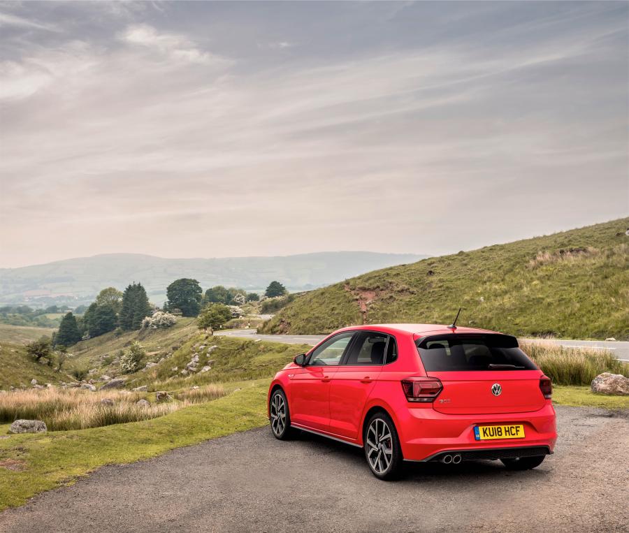  Volkswagen Polo GTI 2018 года  (UK) (фото 9 из 35)